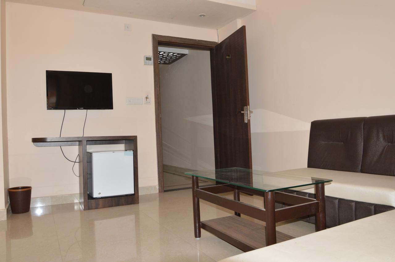 Hotel Ab Palace Jamshedpur Exterior photo